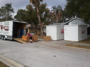 Moving Family and unloading pods in Safety Harbor, Fl